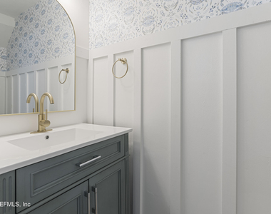 796 Main Street - Photo Thumbnail 16