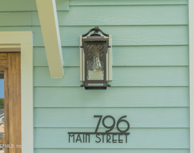 796 Main Street - Photo Thumbnail 1