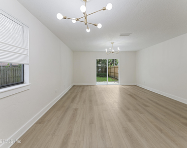 796 Main Street - Photo Thumbnail 10