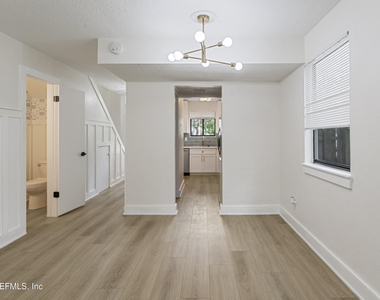 796 Main Street - Photo Thumbnail 12