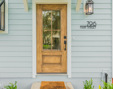 796 Main Street - Photo Thumbnail 3