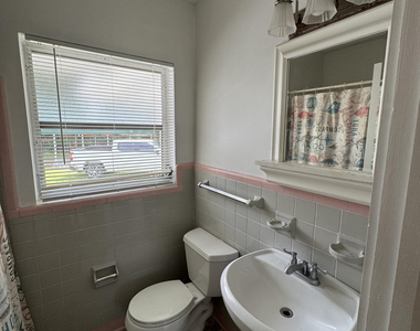 2201 Laurel Street - Photo Thumbnail 18