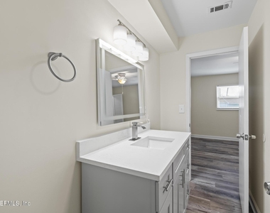 11359 Bedford Oaks Drive - Photo Thumbnail 27