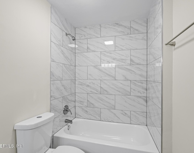 11359 Bedford Oaks Drive - Photo Thumbnail 29