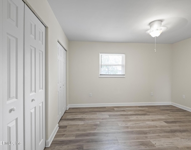 11359 Bedford Oaks Drive - Photo Thumbnail 23