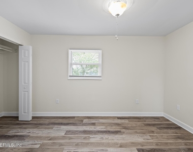11359 Bedford Oaks Drive - Photo Thumbnail 25