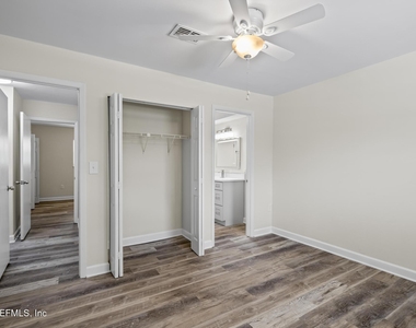 11359 Bedford Oaks Drive - Photo Thumbnail 33