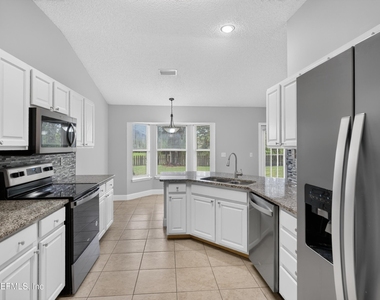 12949 Chets Creek Drive S - Photo Thumbnail 13