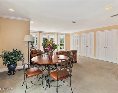 16 La Vista Drive - Photo Thumbnail 13
