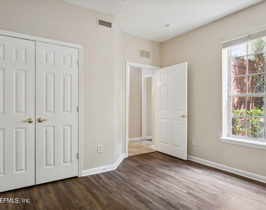 785 Oakleaf Plantation Parkway - Photo Thumbnail 24