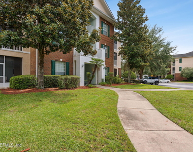 785 Oakleaf Plantation Parkway - Photo Thumbnail 2