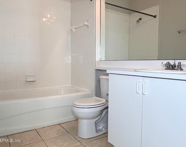 535 Florida Club Boulevard - Photo Thumbnail 31