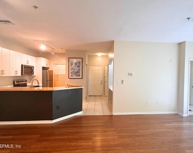 535 Florida Club Boulevard - Photo Thumbnail 24