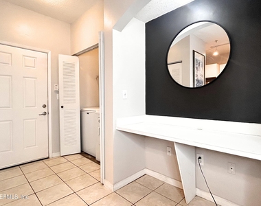 535 Florida Club Boulevard - Photo Thumbnail 6