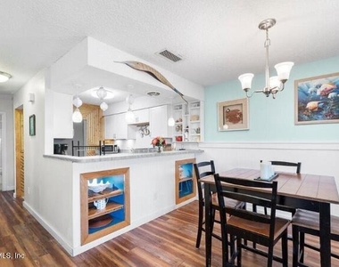 125 Rio Del Mar Street - Photo Thumbnail 8