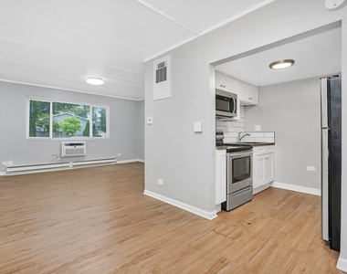 315 W Kimbell Avenue - Photo Thumbnail 3