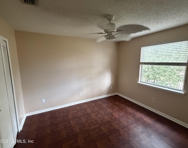 8532 Bitterwood Court - Photo Thumbnail 3