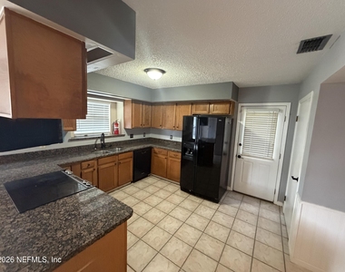 8532 Bitterwood Court - Photo Thumbnail 9