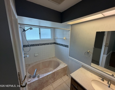 8532 Bitterwood Court - Photo Thumbnail 12