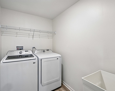 1611 Bentz Way - Photo Thumbnail 29