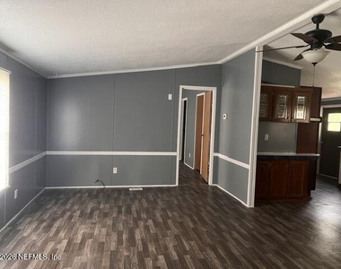19070 Nw 49th Place - Photo Thumbnail 2