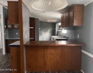 19070 Nw 49th Place - Photo Thumbnail 7