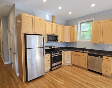 509 N Hartland Court - Photo Thumbnail 1
