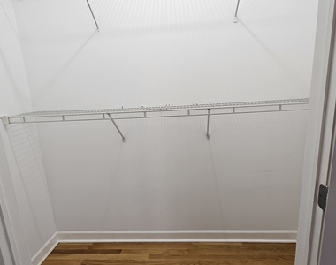 509 N Hartland Court - Photo Thumbnail 8