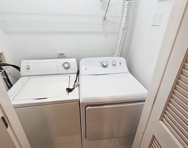 509 N Hartland Court - Photo Thumbnail 5