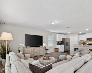 75644 Bridgewater Drive - Photo Thumbnail 19