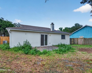 1040 Willow Cove Court E - Photo Thumbnail 26