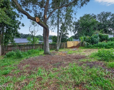 1040 Willow Cove Court E - Photo Thumbnail 28