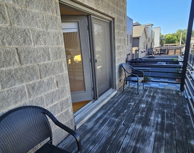 511 N Hartland Court - Photo Thumbnail 21