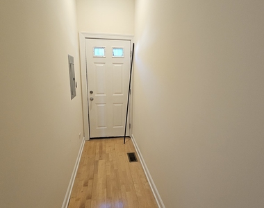 511 N Hartland Court - Photo Thumbnail 18