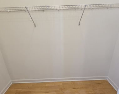 511 N Hartland Court - Photo Thumbnail 17