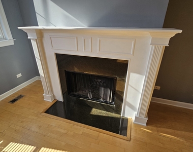 511 N Hartland Court - Photo Thumbnail 2