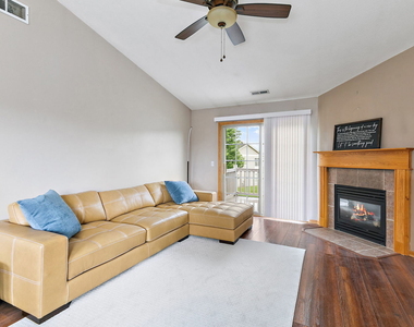952 Arvle Circle - Photo Thumbnail 4
