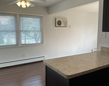 4537 Maple Avenue - Photo Thumbnail 5