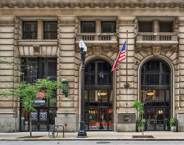 212 W Washington Street - Photo Thumbnail 2