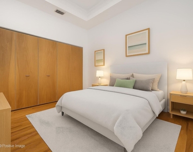 212 W Washington Street - Photo Thumbnail 12
