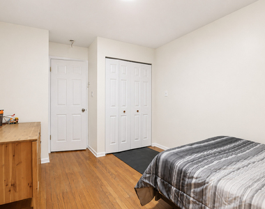 2147 Ridge Avenue - Photo Thumbnail 14