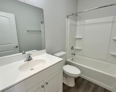 855 E Main Street - Photo Thumbnail 13