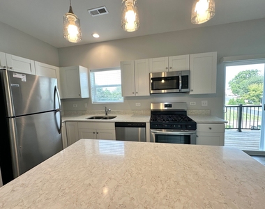 855 E Main Street - Photo Thumbnail 3