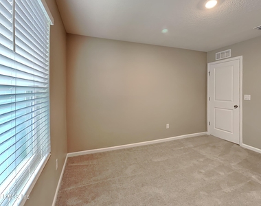 2873 Grand Finale Street - Photo Thumbnail 13