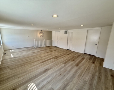937 W Armitage Avenue - Photo Thumbnail 4