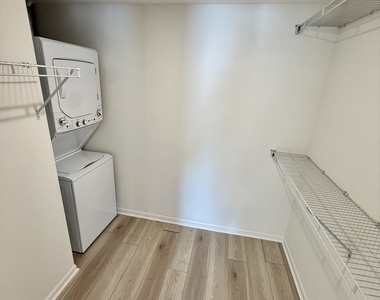 937 W Armitage Avenue - Photo Thumbnail 7