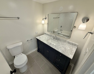 937 W Armitage Avenue - Photo Thumbnail 8