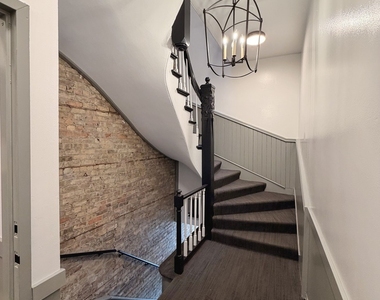 937 W Armitage Avenue - Photo Thumbnail 1