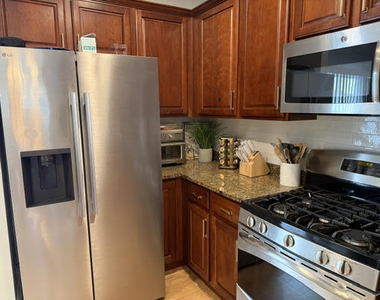 779 Sanborn Street - Photo Thumbnail 16