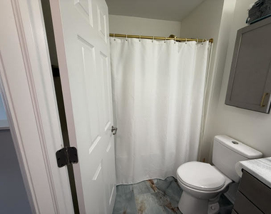 779 Sanborn Street - Photo Thumbnail 28